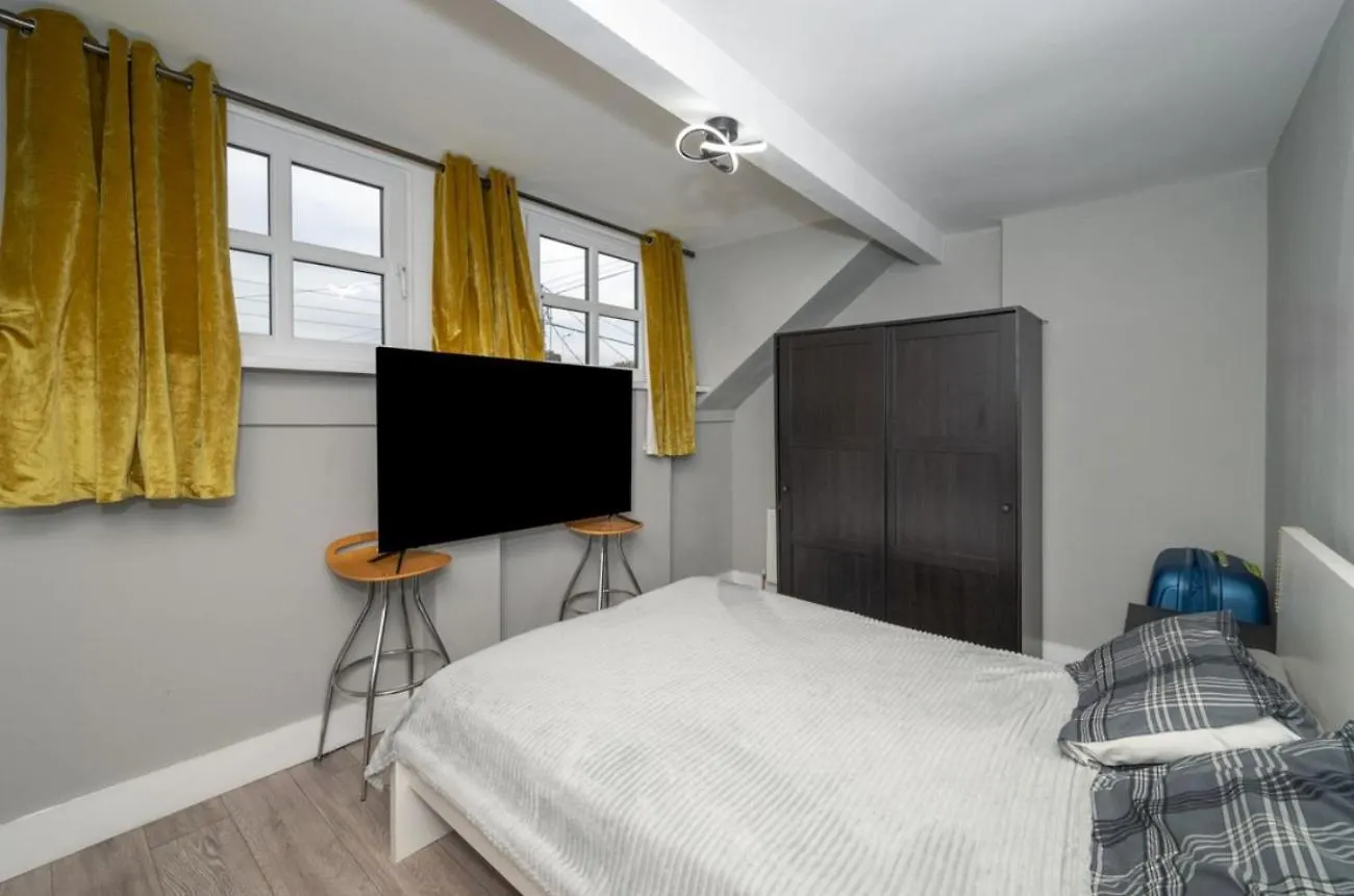 Charming City Retreat In Cork 0*,  Irlanda
